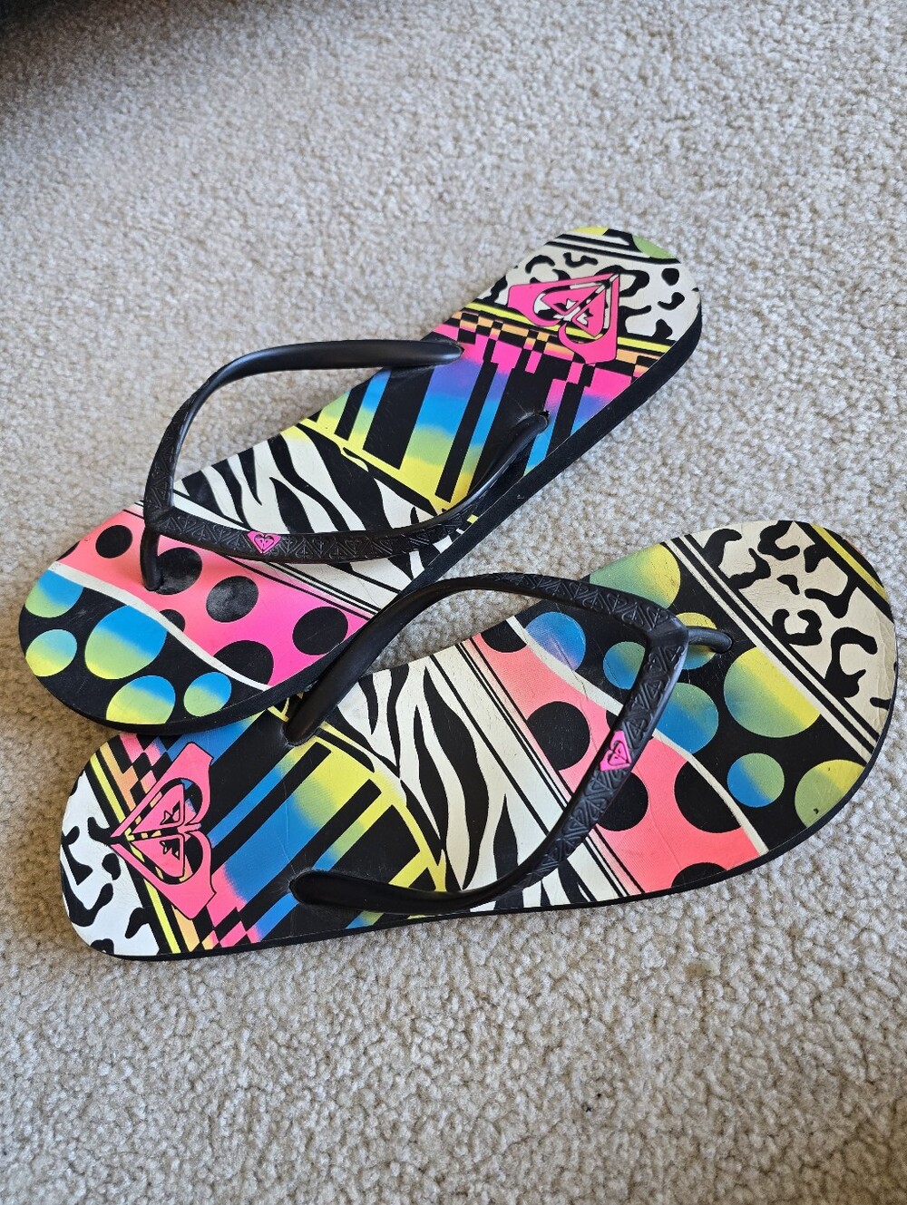 Roxy Women’s Multicolor Graphic Flip Flops Large US 8 9
